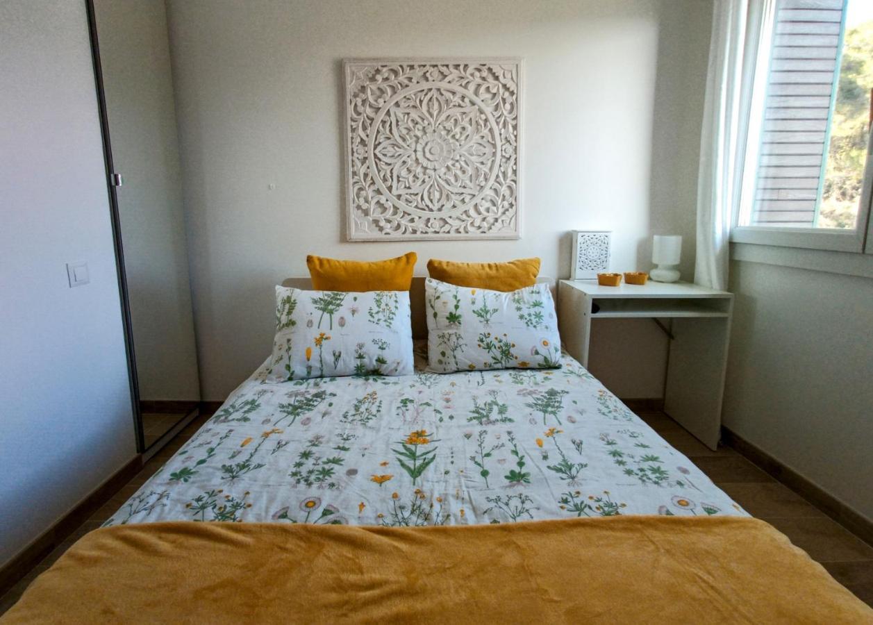 Private Room In Renovated Apartment - Tram 1 Min Walk Nice Buitenkant foto